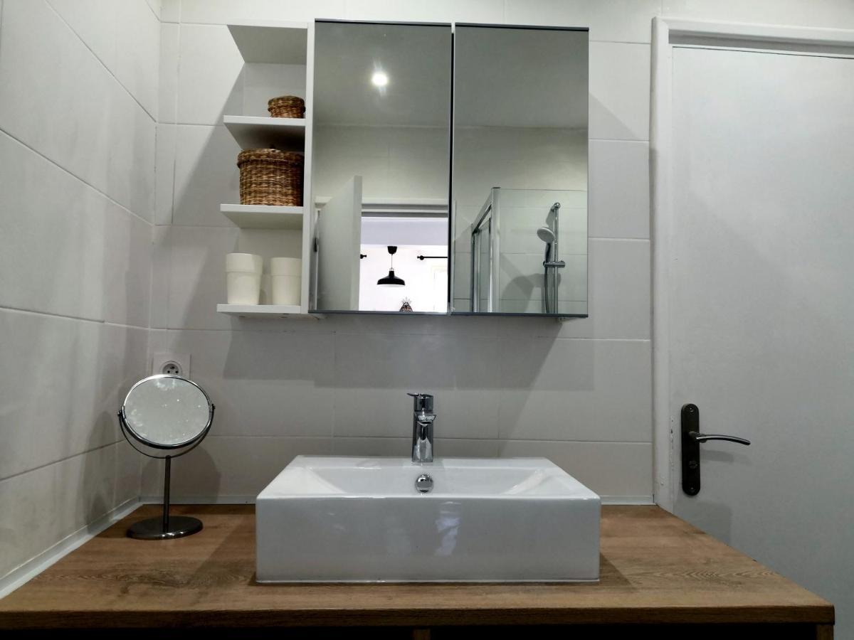 Apartamento Grand 2 pièces rénové climatisé, vieil Antibes, proche port Exterior foto